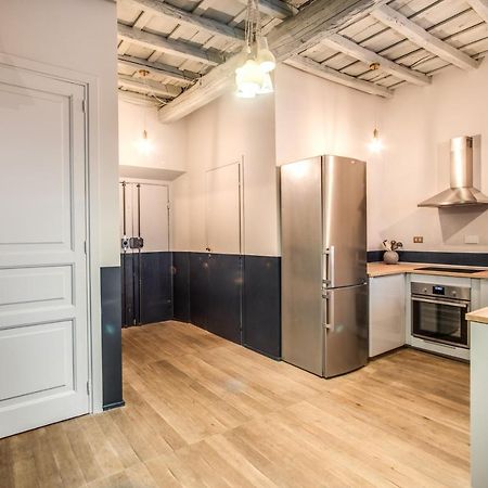 Stylish And Spacious Apartment Next To The Colosseum Roma Dış mekan fotoğraf